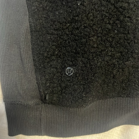 LULULEMON Teddy Funnel Neck Quarter Zip Black size 4 - Picture 3 of 3